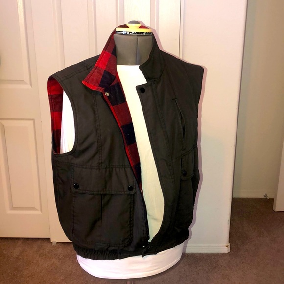 Eagle Outfitters Other - Eagle 🦅 outfitters vest warm size large